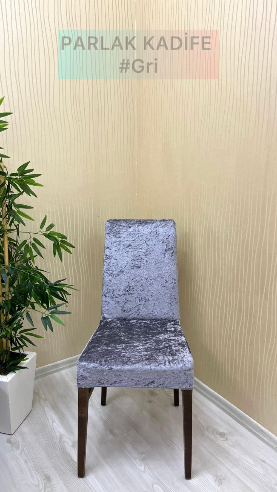 Parlak Kadife Kumaş Standart Sandalye Örtüsü - Işıltılı Lüks Sandalye Koruyucu Açık Gri Renk Dört Adet Sandalye Örtüsü